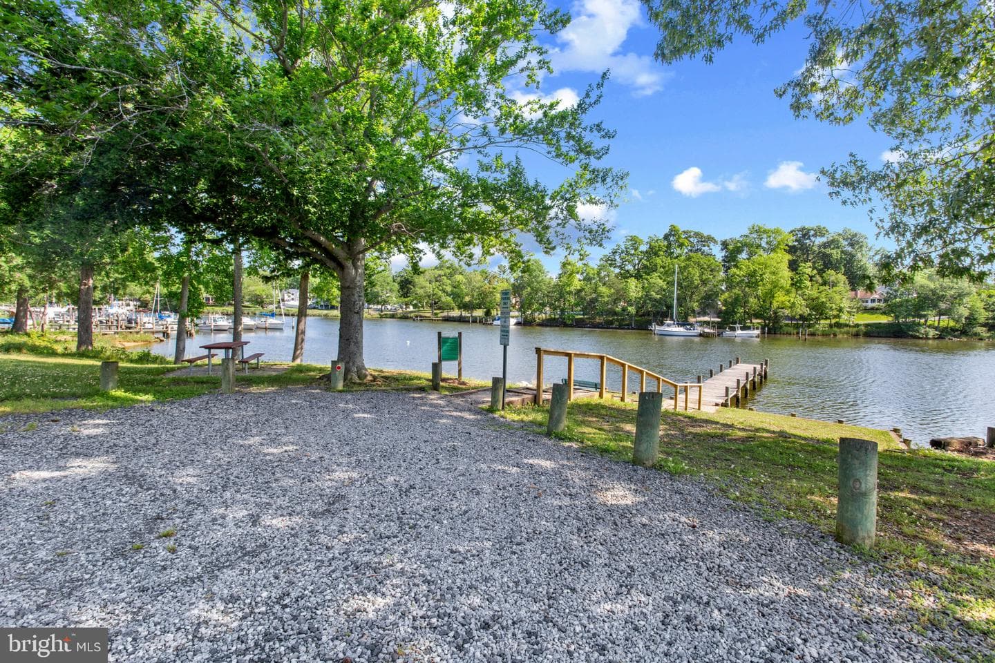 519 Highland Drive, Edgewater