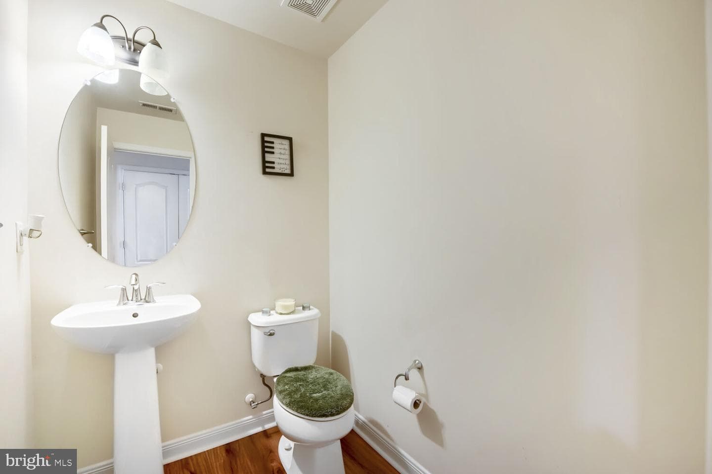 7724 Sentry Terrace photo 13