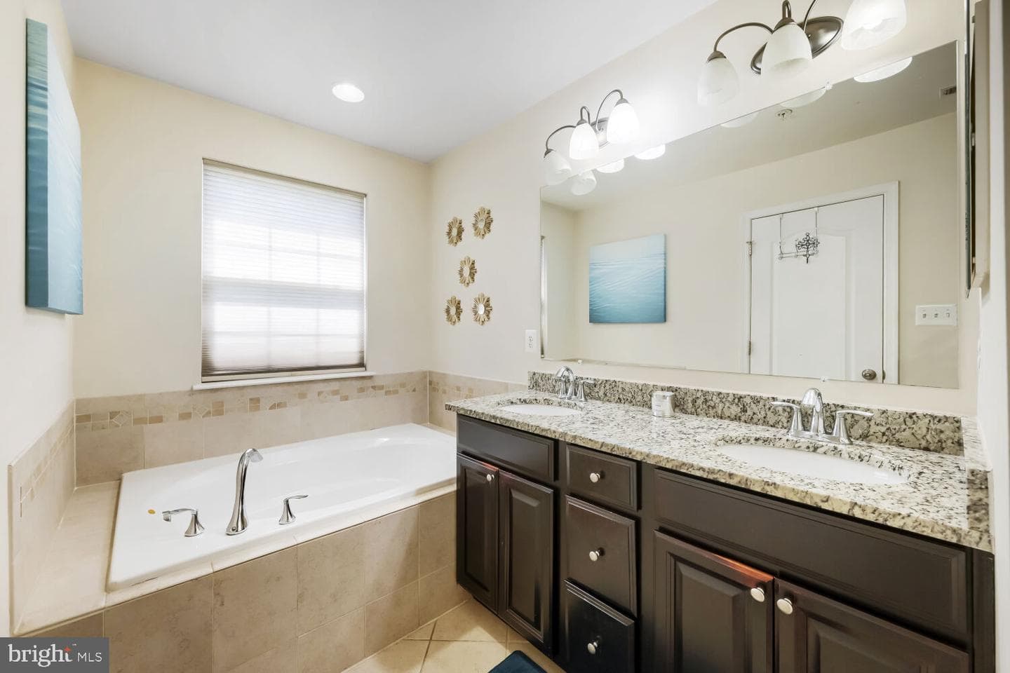 7724 Sentry Terrace photo 24