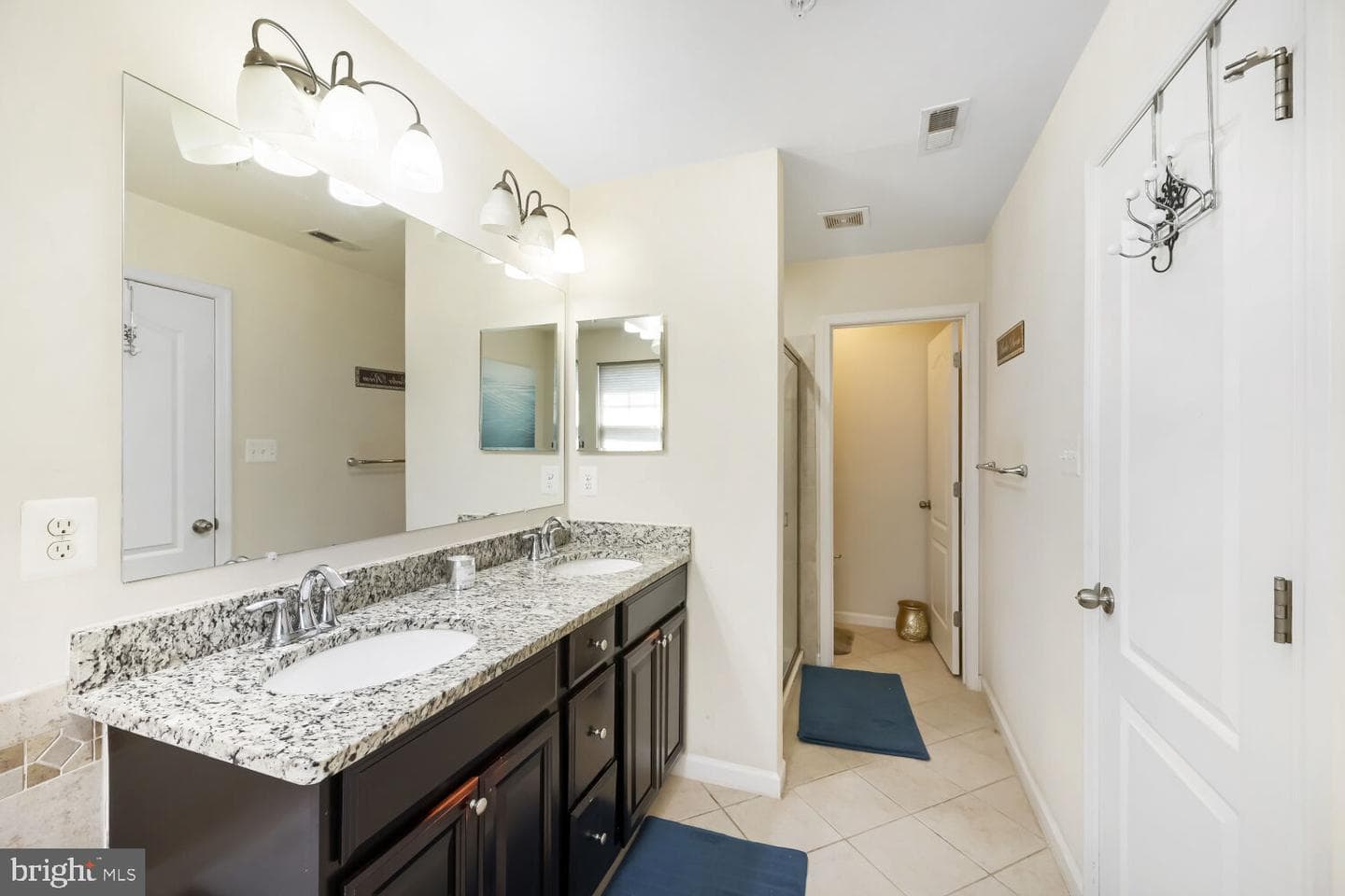 7724 Sentry Terrace photo 25