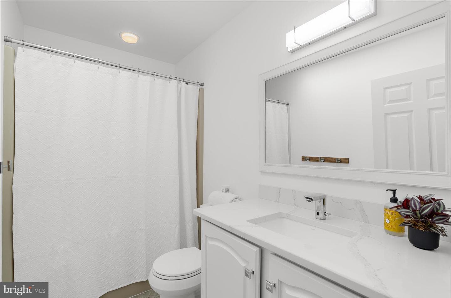 978 Stonington Drive photo 54
