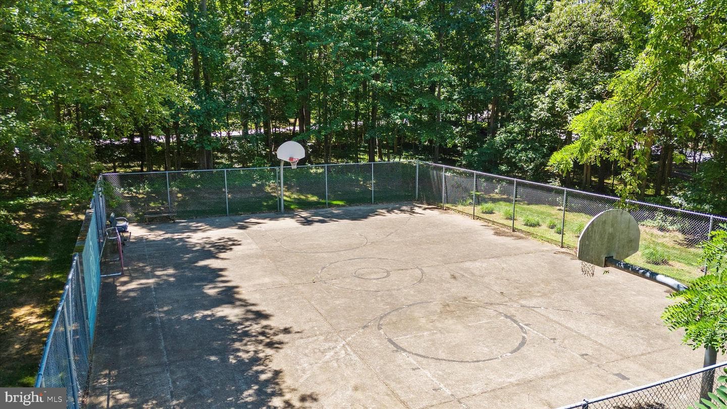 978 Stonington Drive photo 93