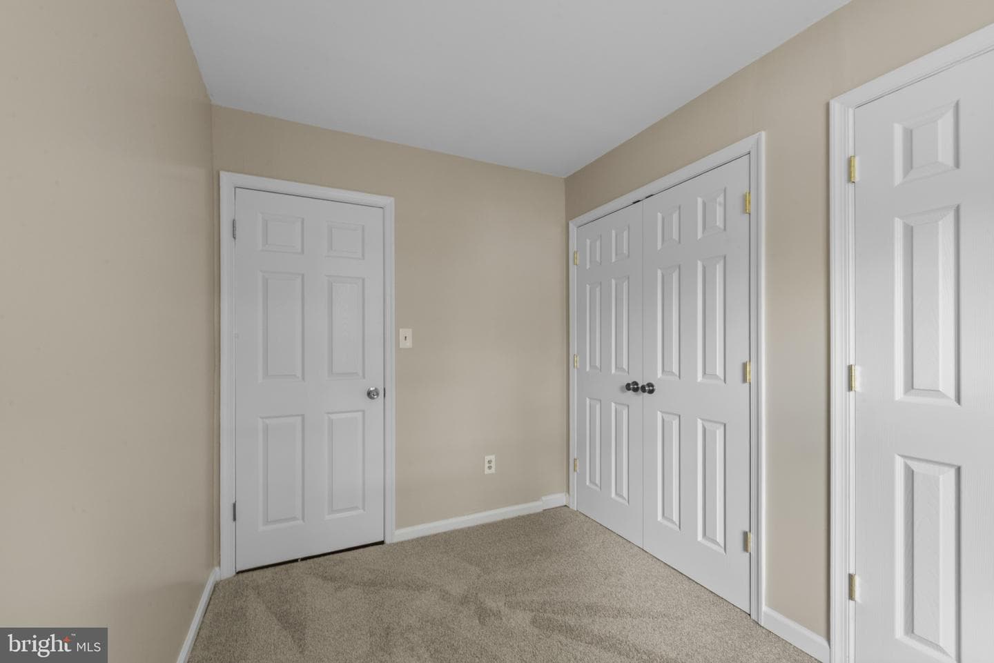 7663 Sherlock Court photo 22