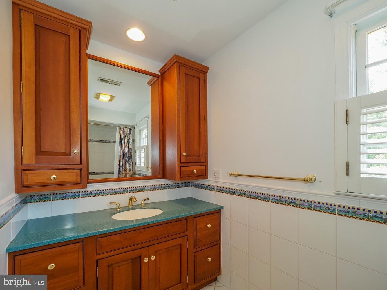 2644 Queen Anne Circle photo 15