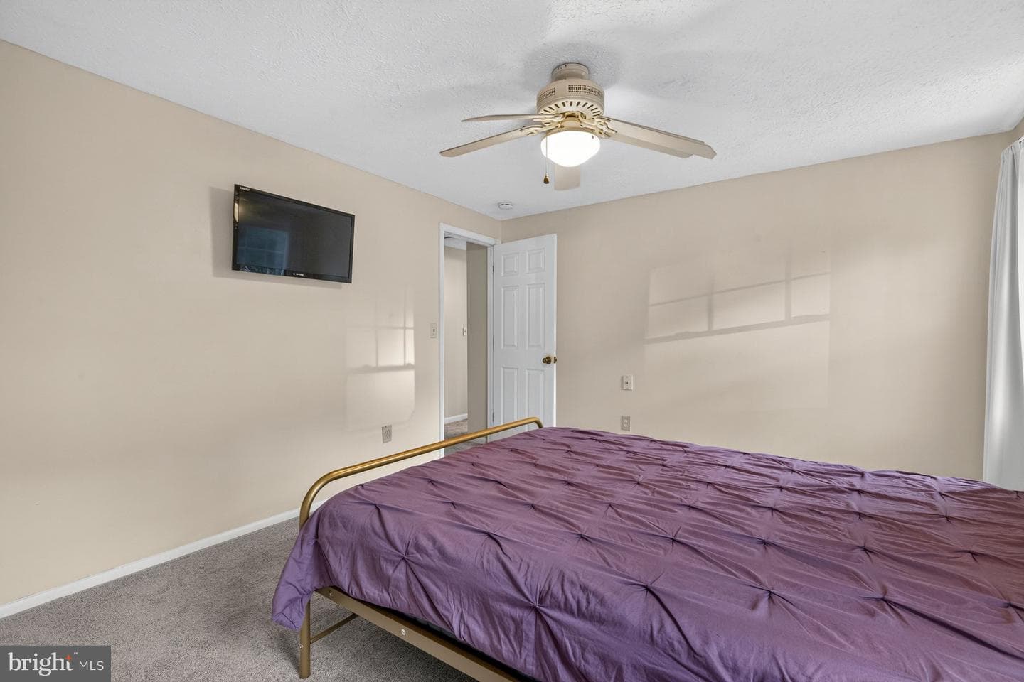 935 Marine Drive photo 30