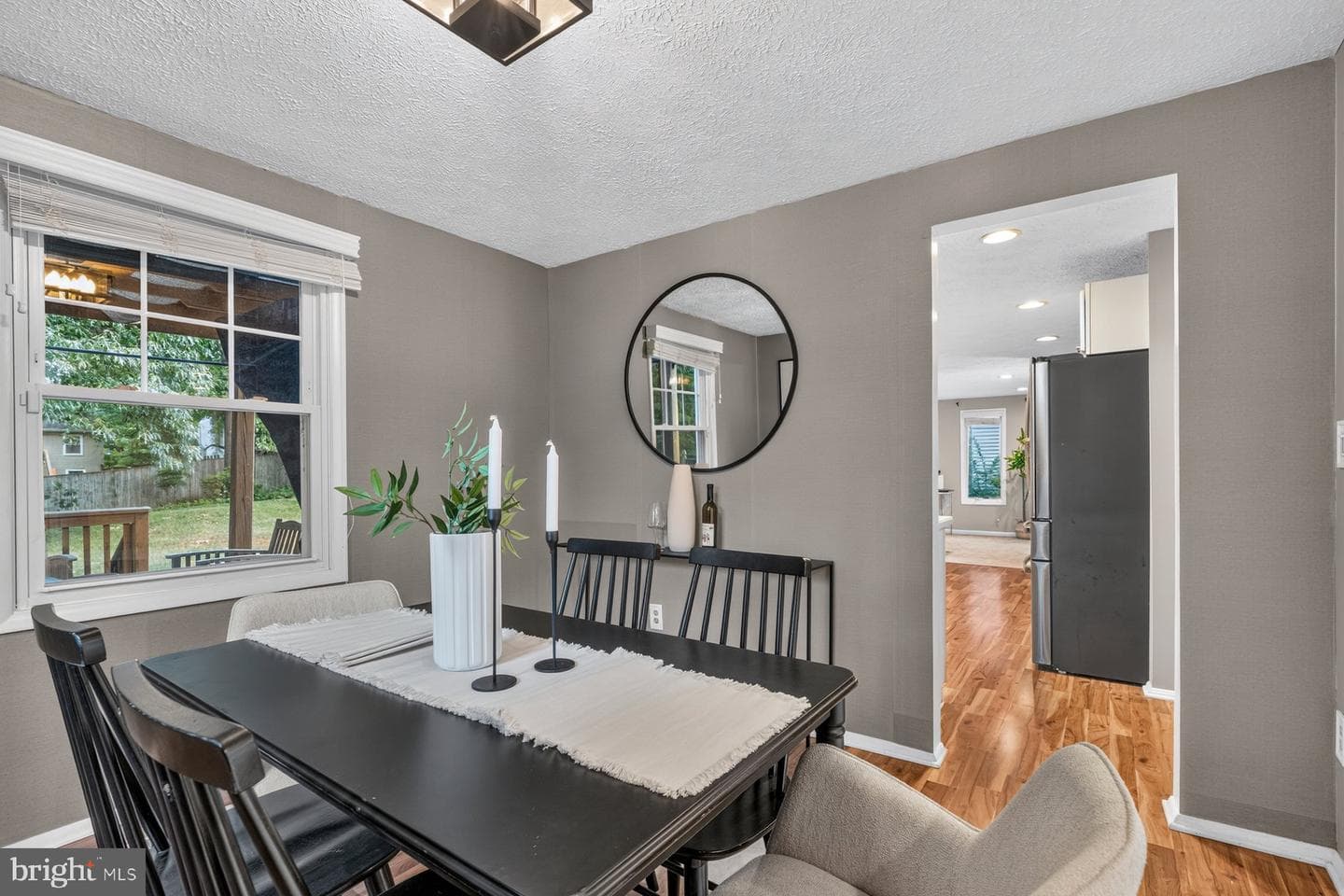 935 Marine Drive photo 7