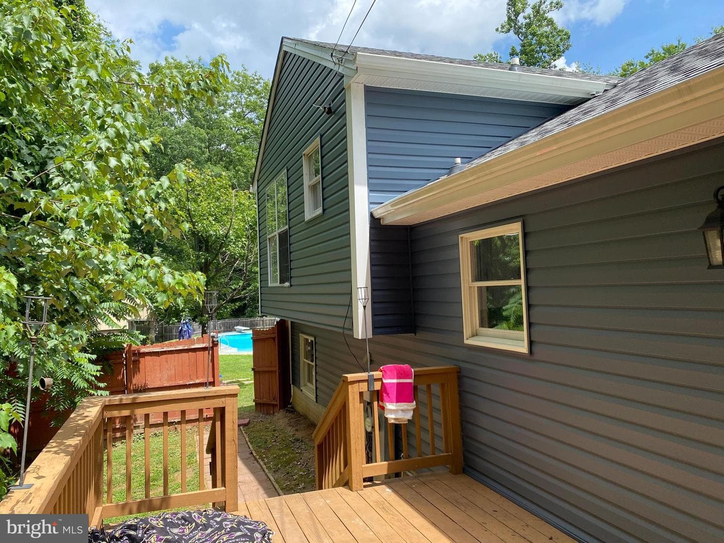 452 Lincoln Drive photo 3