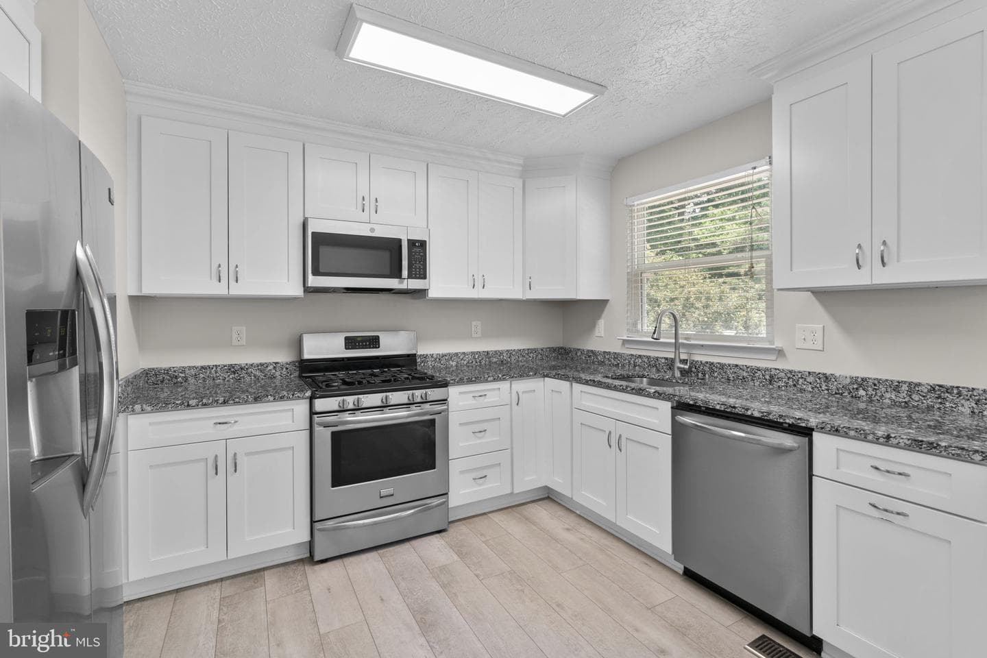 623 Sandy Ridge Drive photo 12