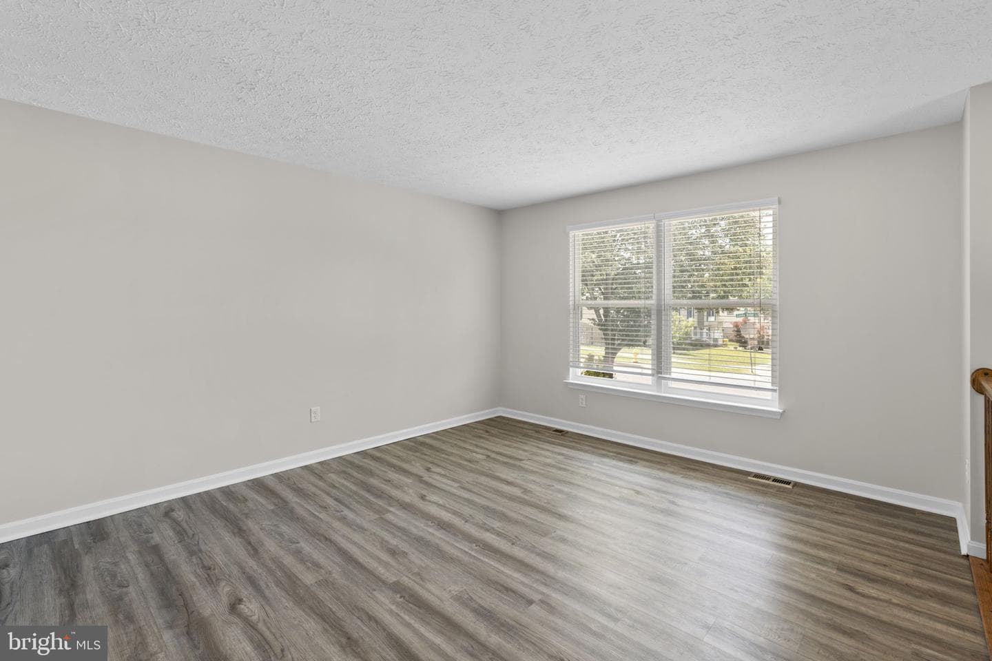 623 Sandy Ridge Drive photo 4