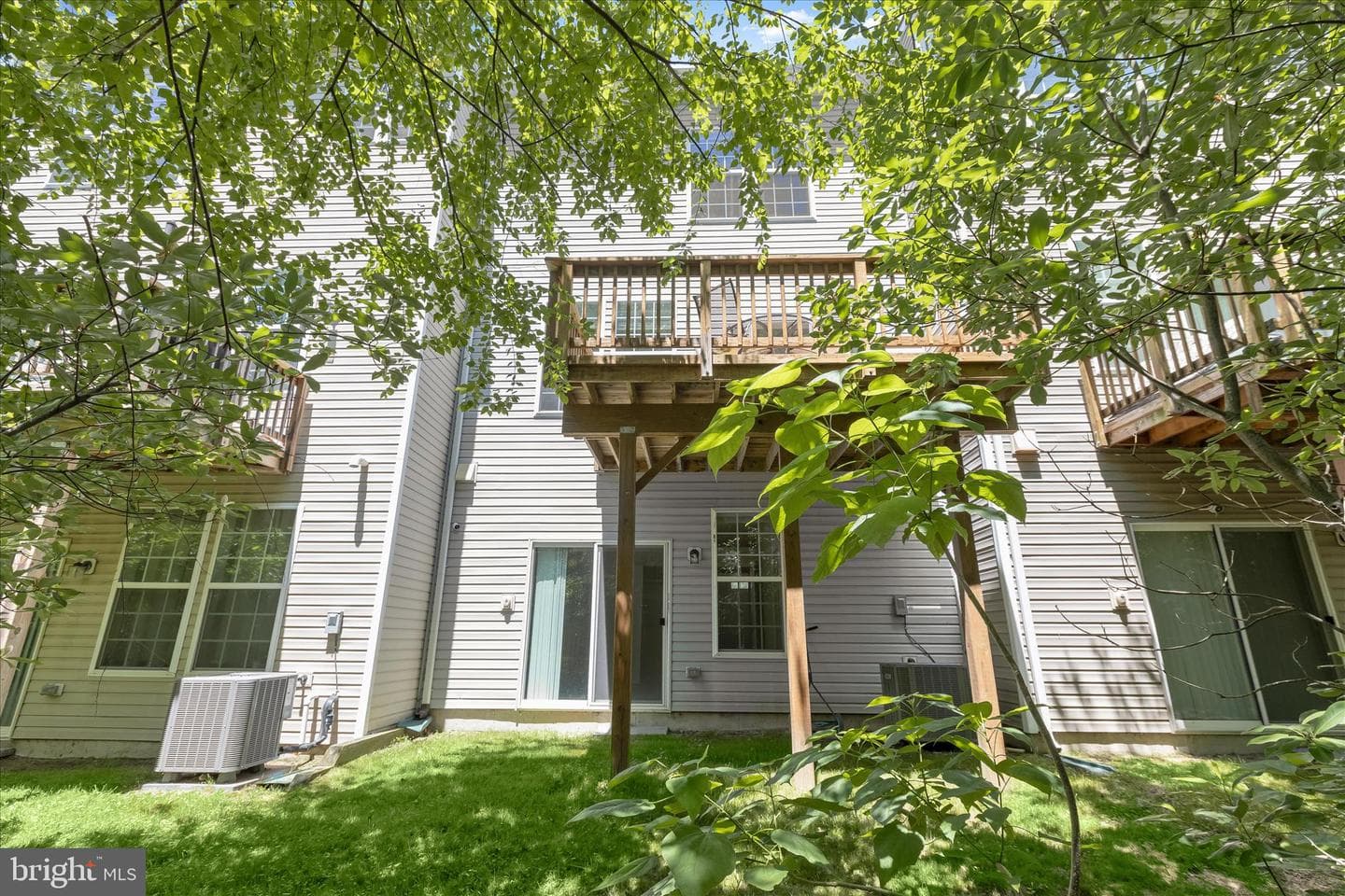 215 Gunther Place photo 28