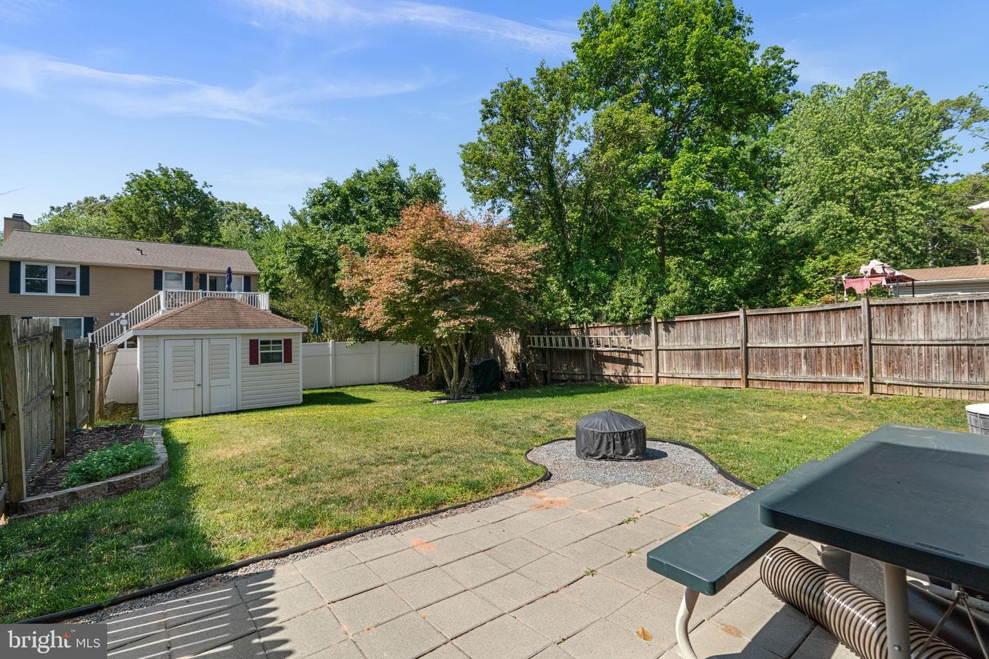 329 Shetlands Lane photo 26