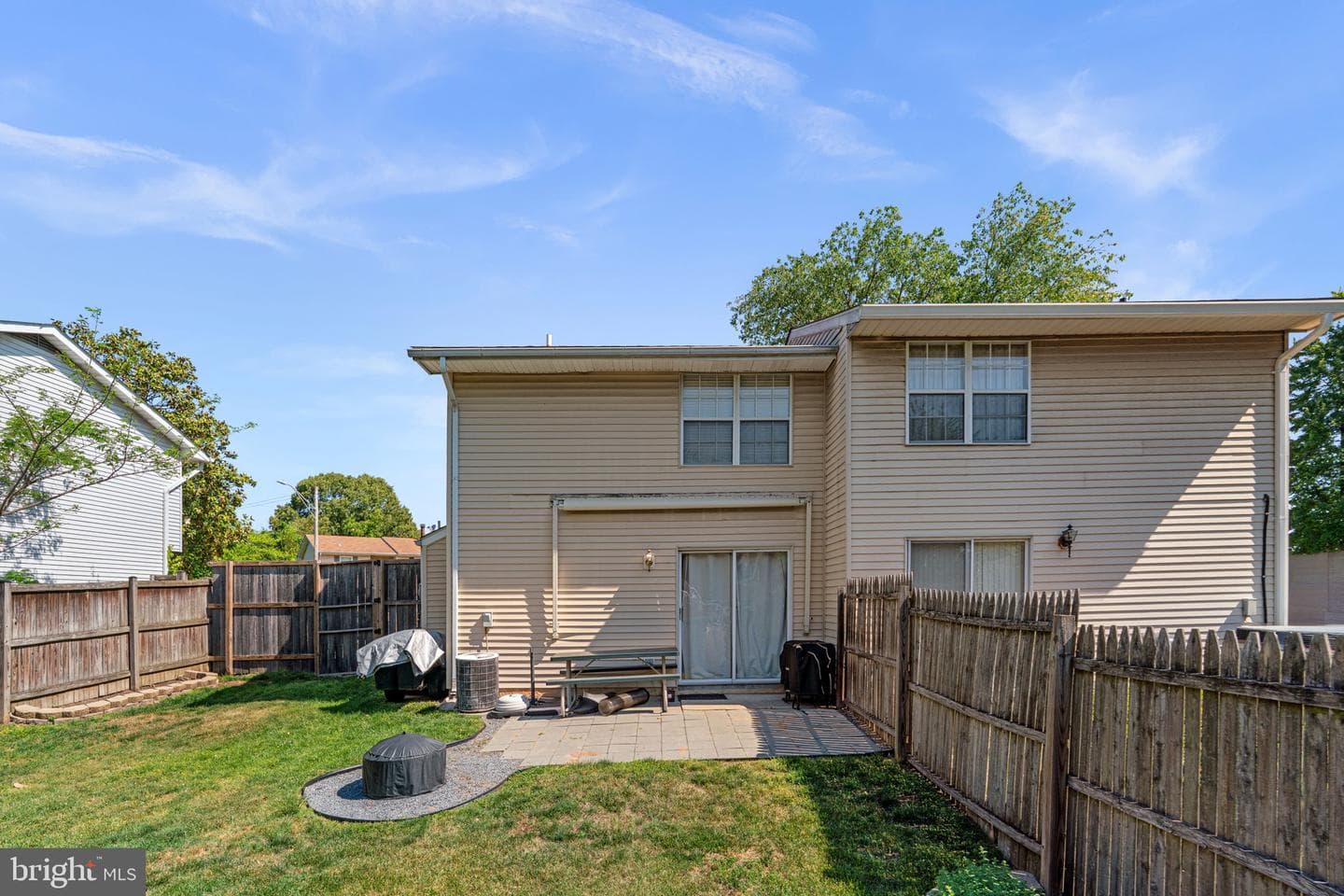 329 Shetlands Lane photo 30