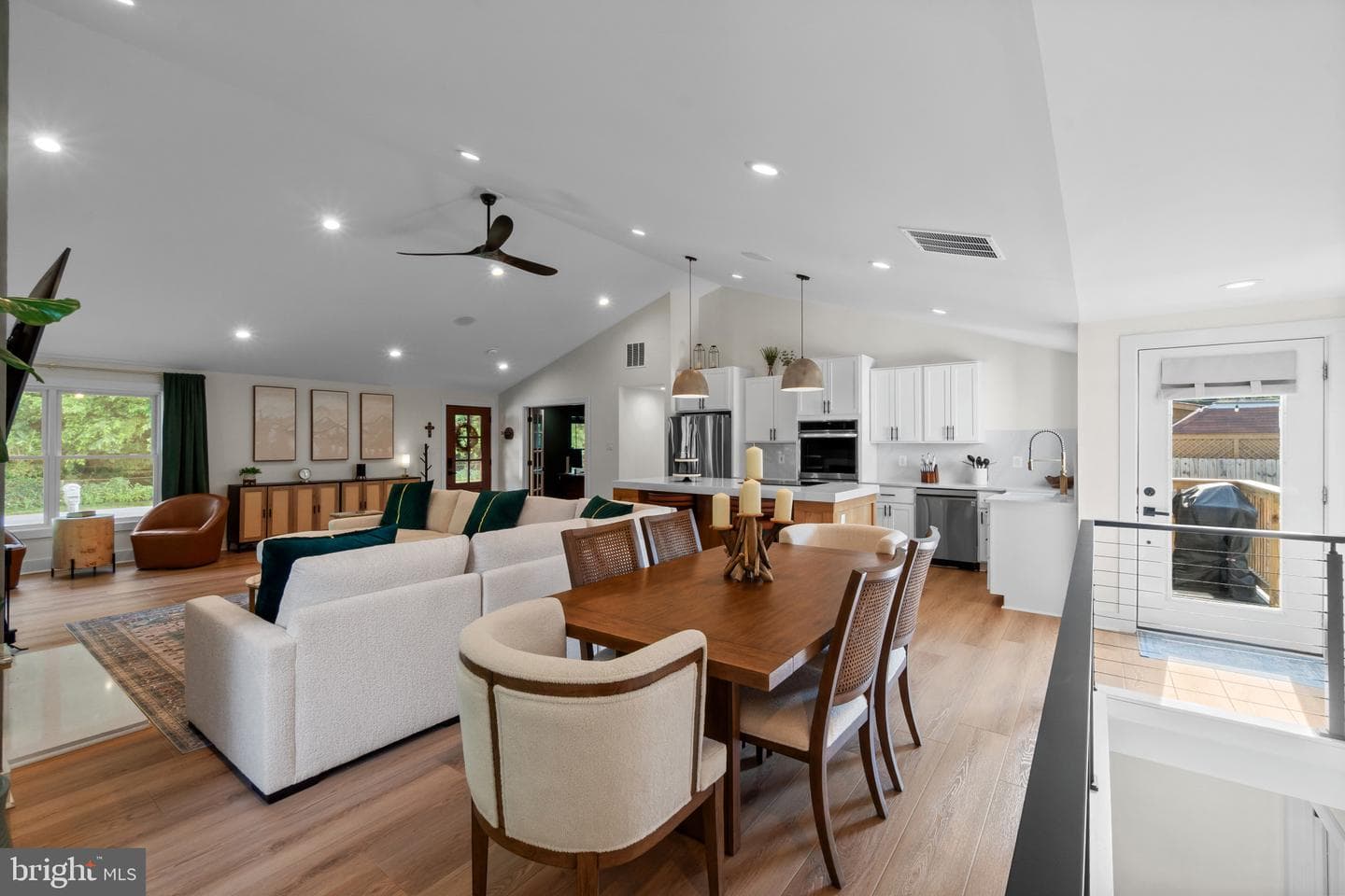 428 Royal Beach Road photo 7