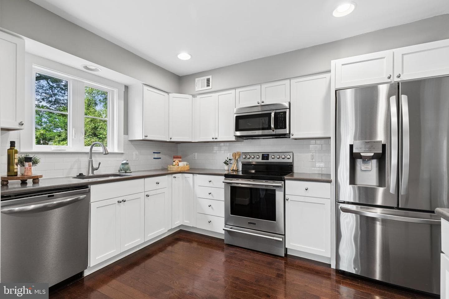 738 Dill Road, Severna Park