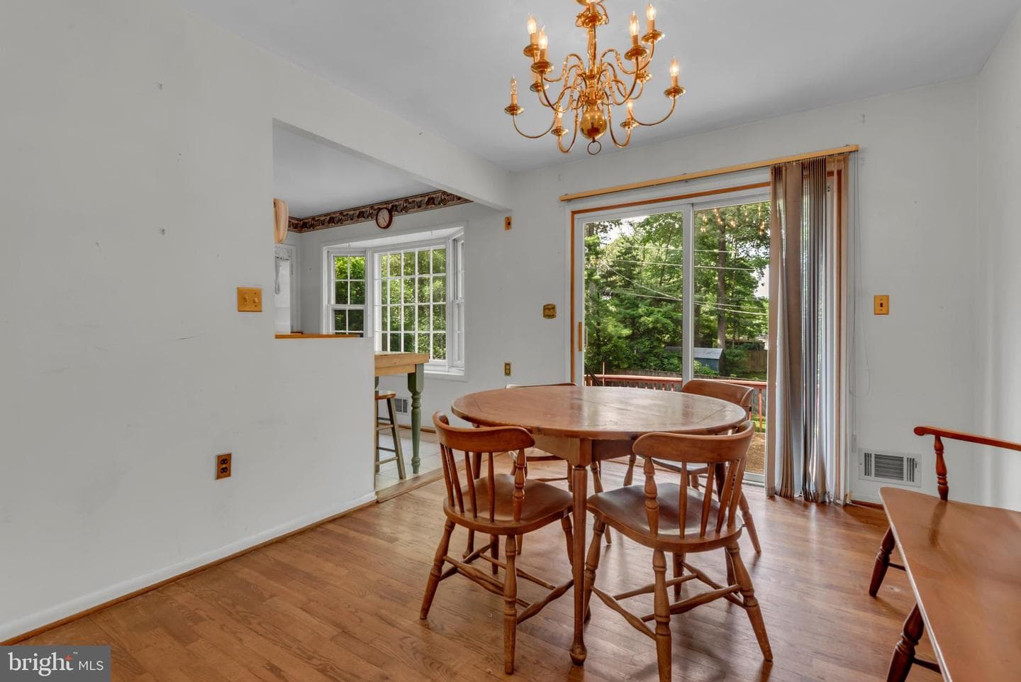 1554 Long Point Road photo 12