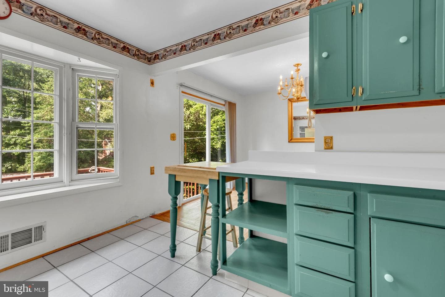 1554 Long Point Road photo 18