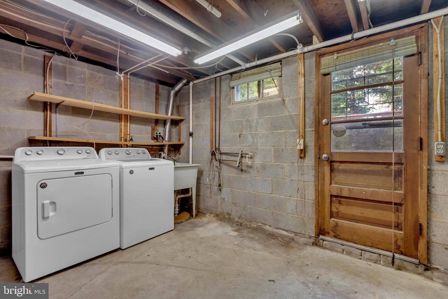 1554 Long Point Road photo 31