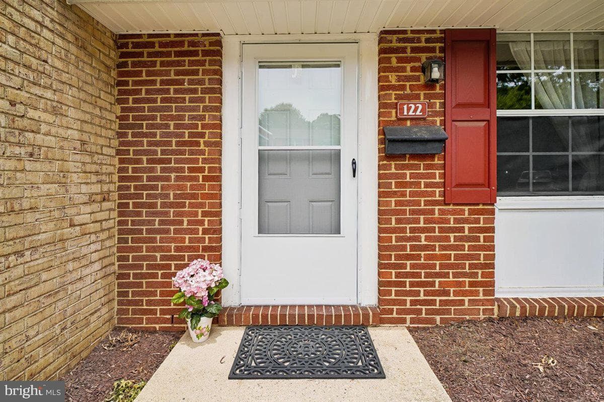 122 Merryman Ct, Annapolis