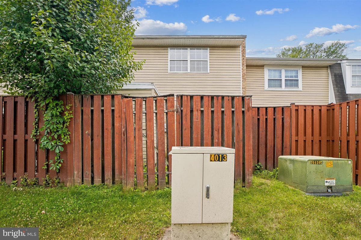 122 Merryman Court photo 30
