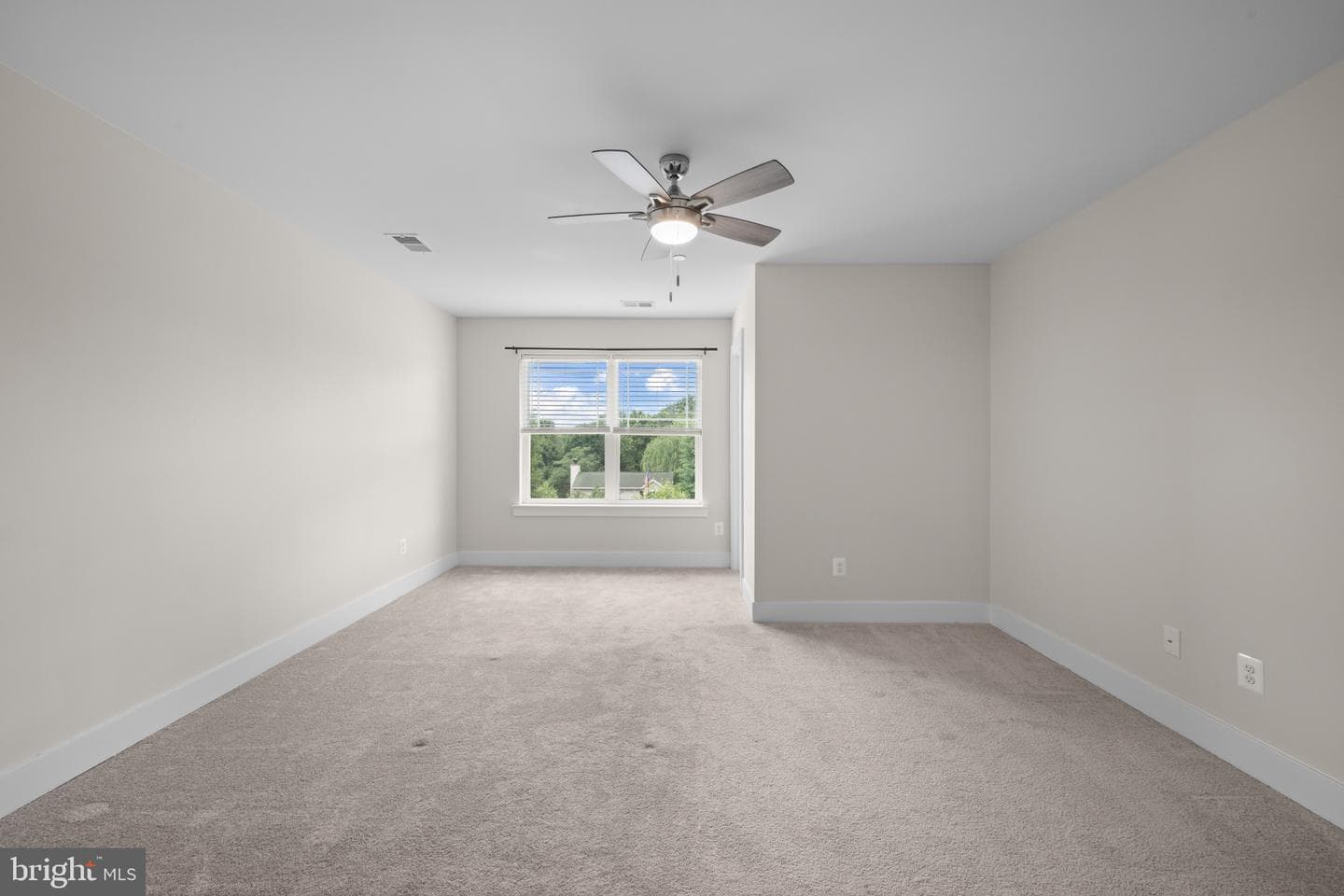 5707 Lowell Street photo 23