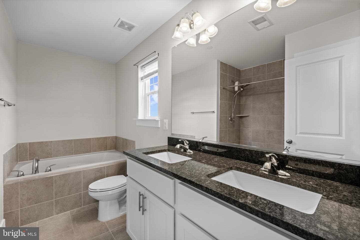 5707 Lowell Street photo 24