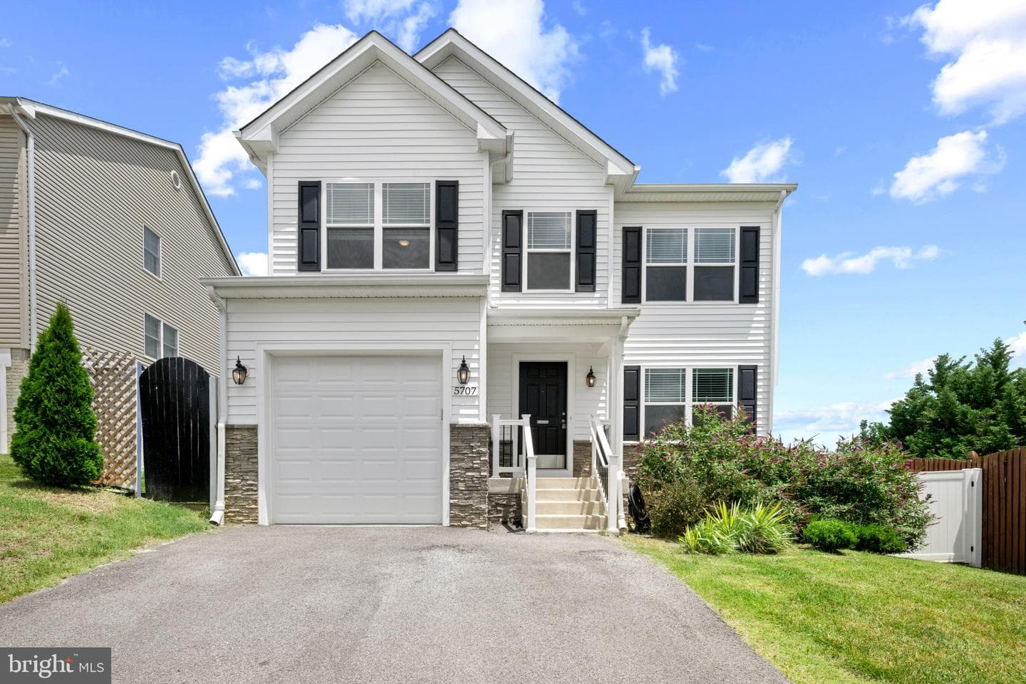 5707 Lowell Street photo 3