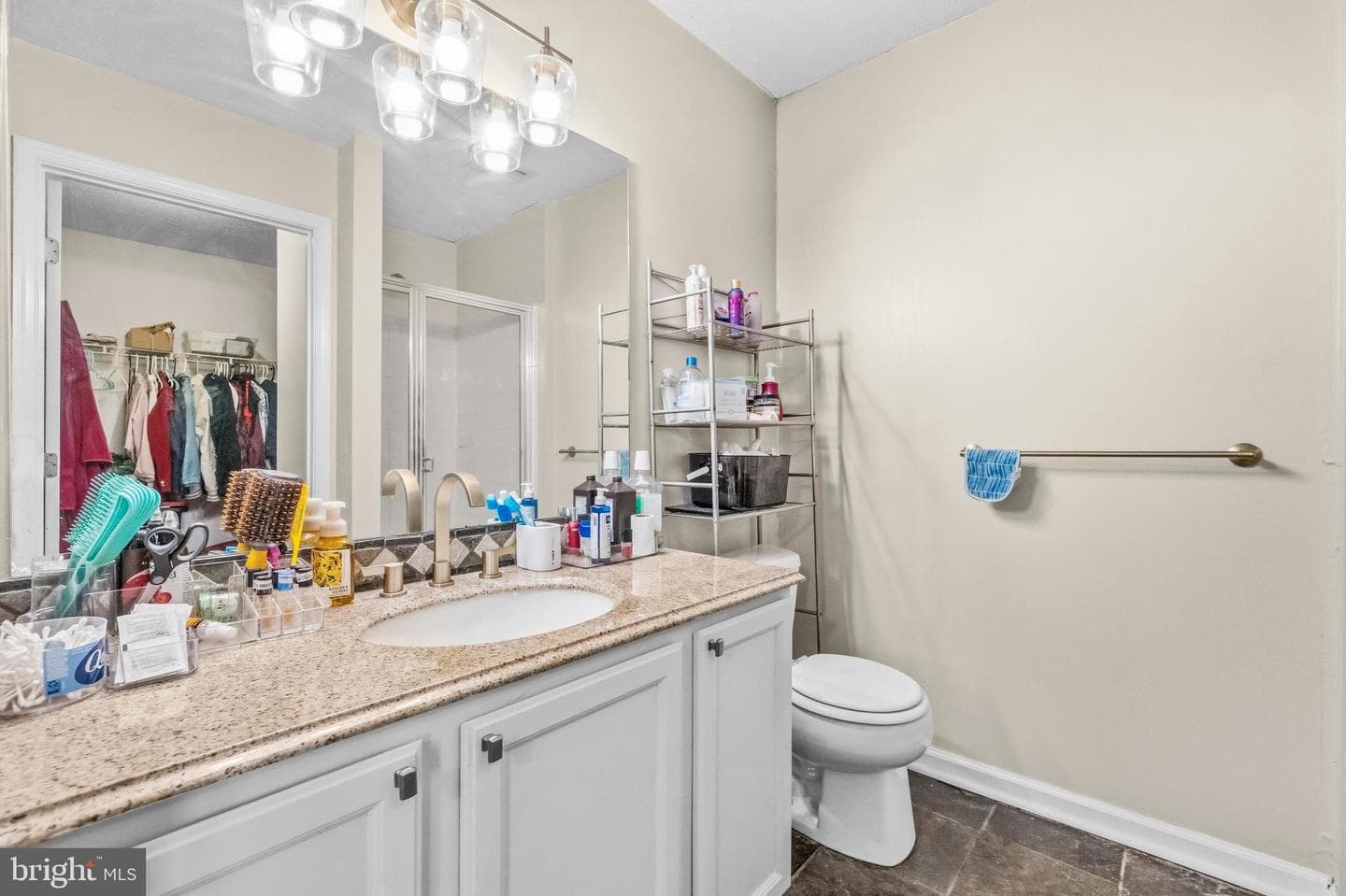 220 Foxtree Drive photo 20