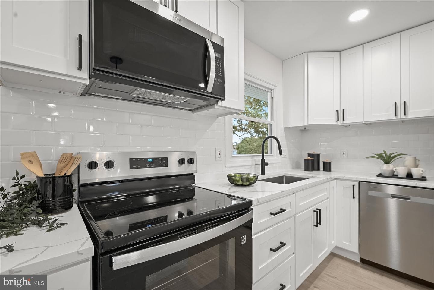 7897 Bastille Place photo 11