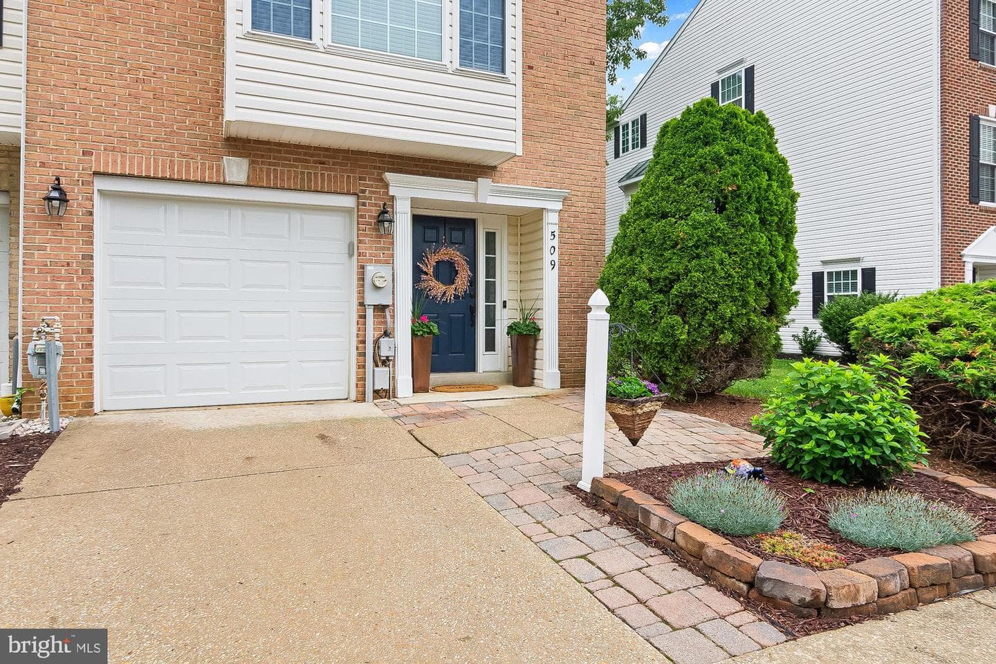 509 Captain John Brice Way photo 3