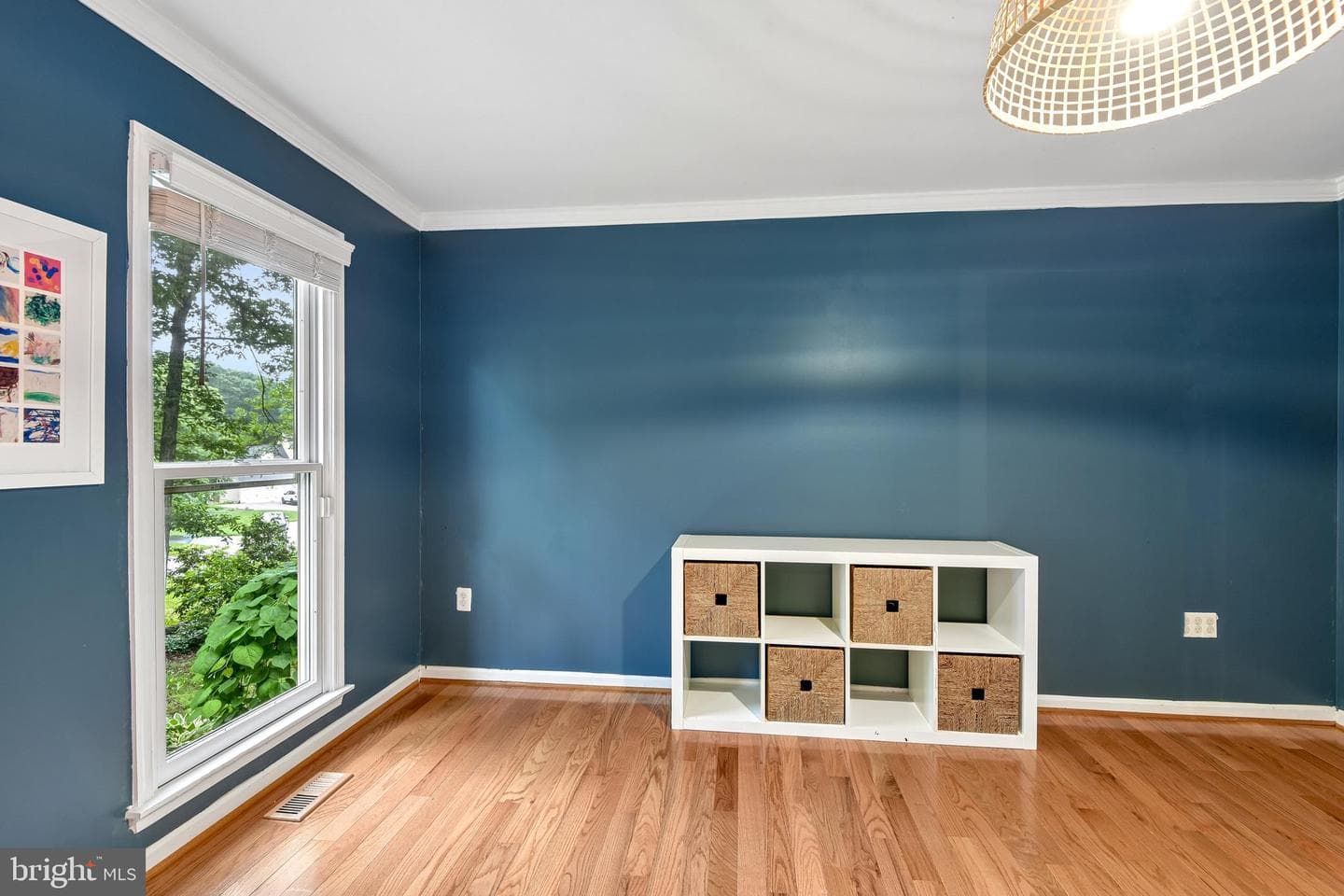 234 Ambleside Drive photo 9
