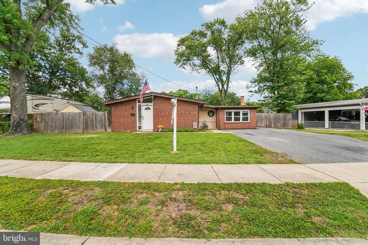 1203 Cathedral Dr photo 25