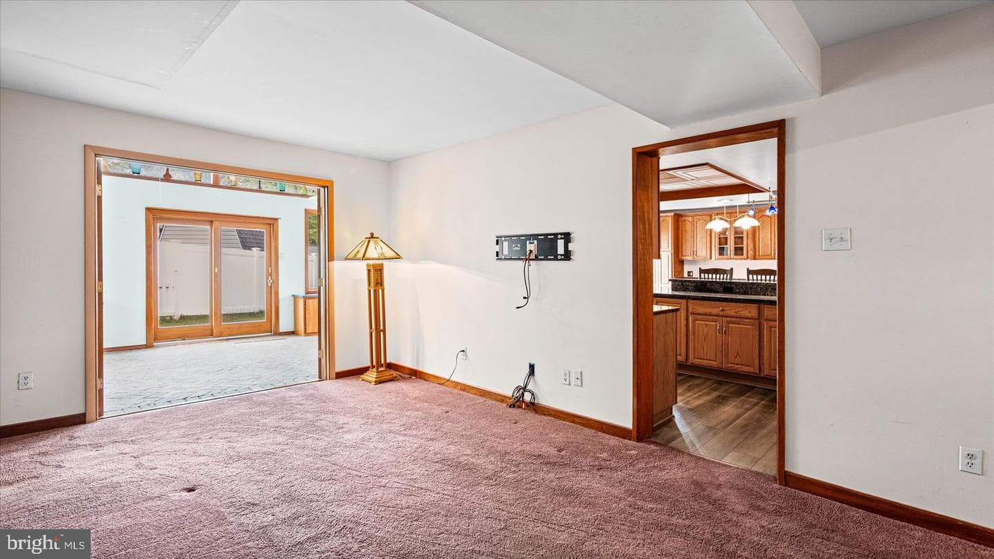 7896 Chalice Road photo 17