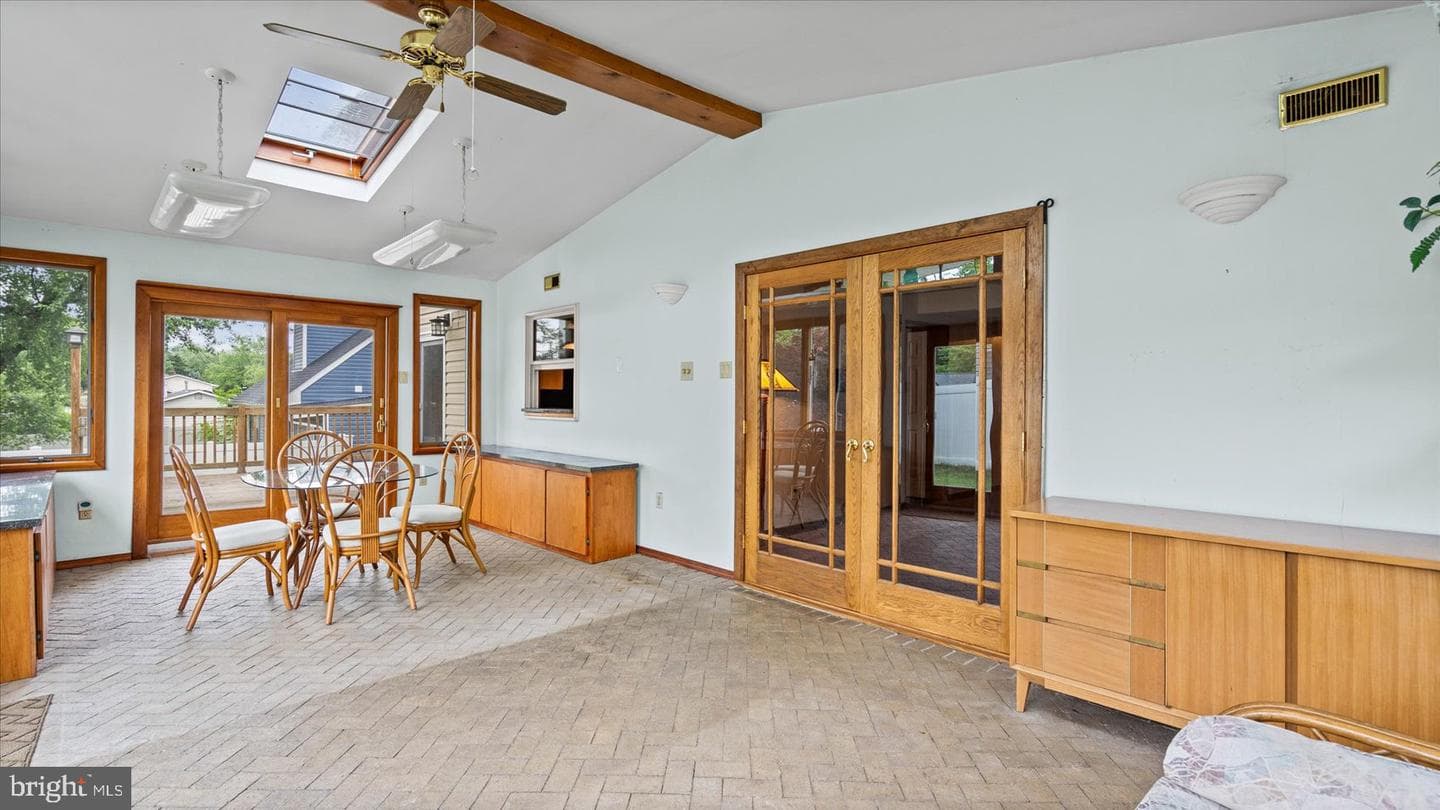 7896 Chalice Road photo 19