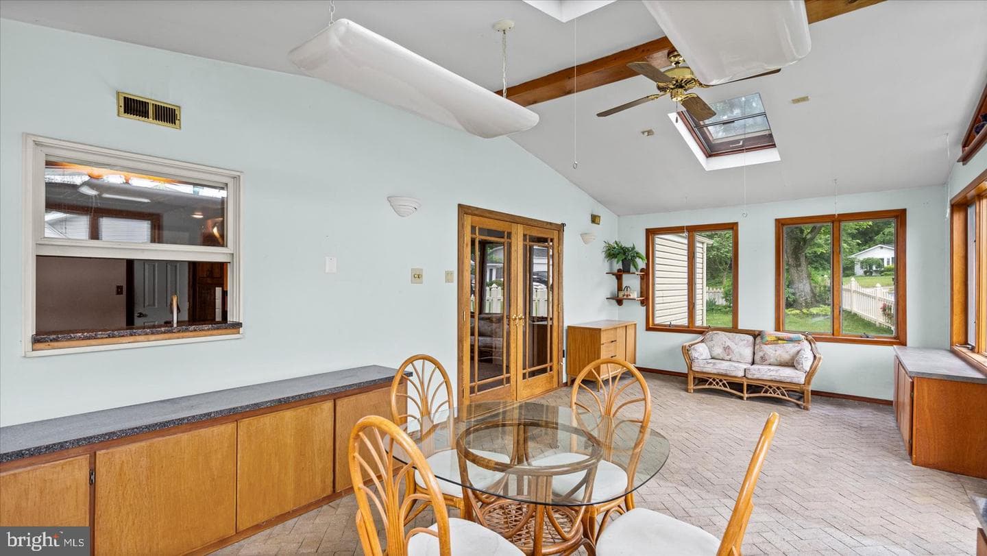 7896 Chalice Road photo 20