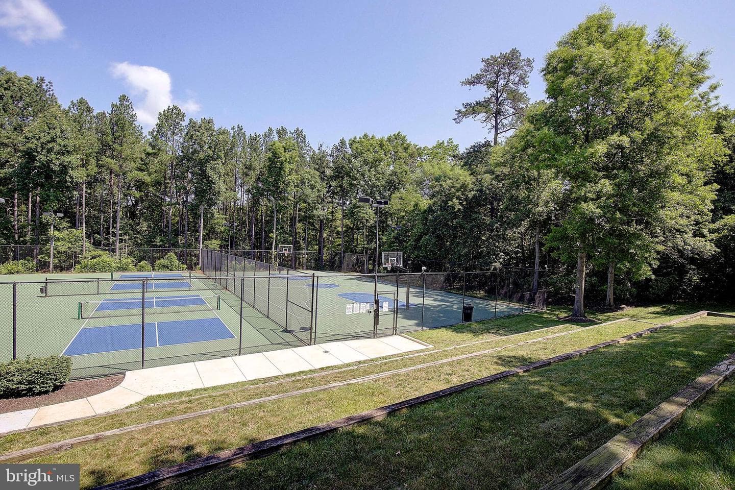 3529 Piney Woods Place #i002 photo 29