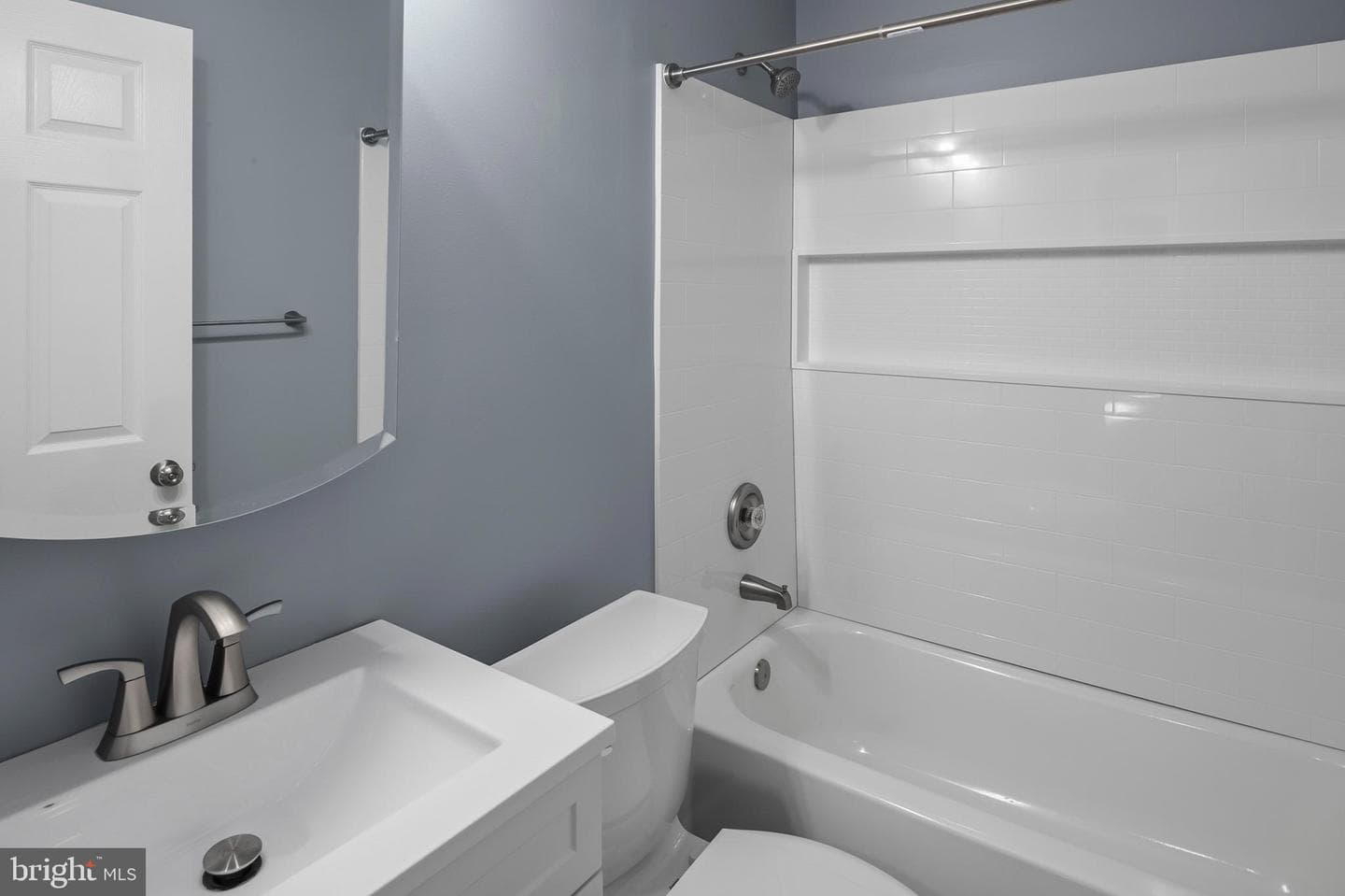 657 Chapelgate Drive photo 24