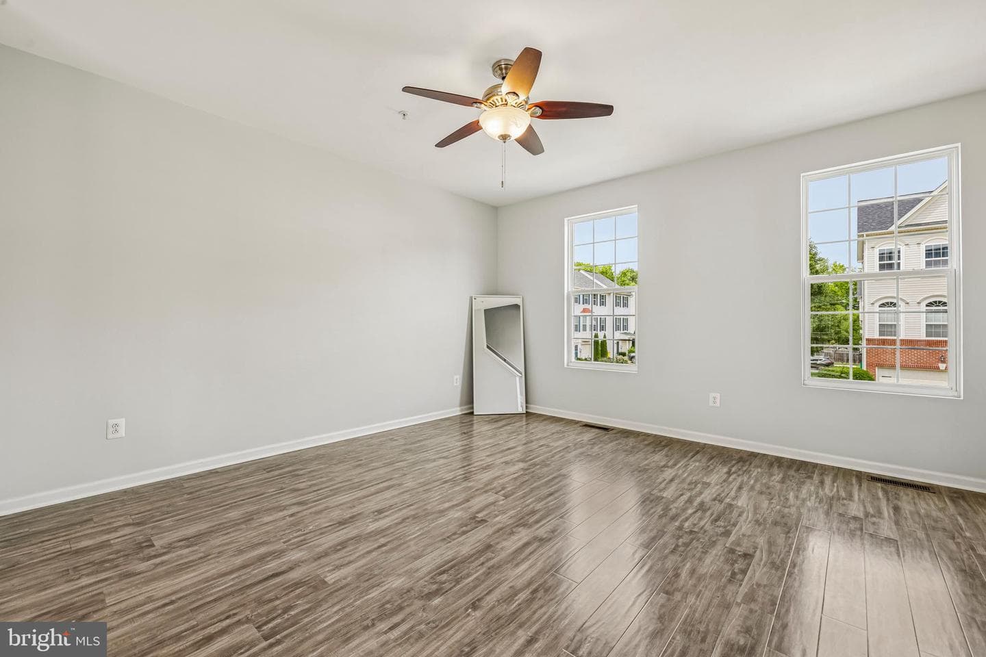 1197 Coulbourn Corner photo 11