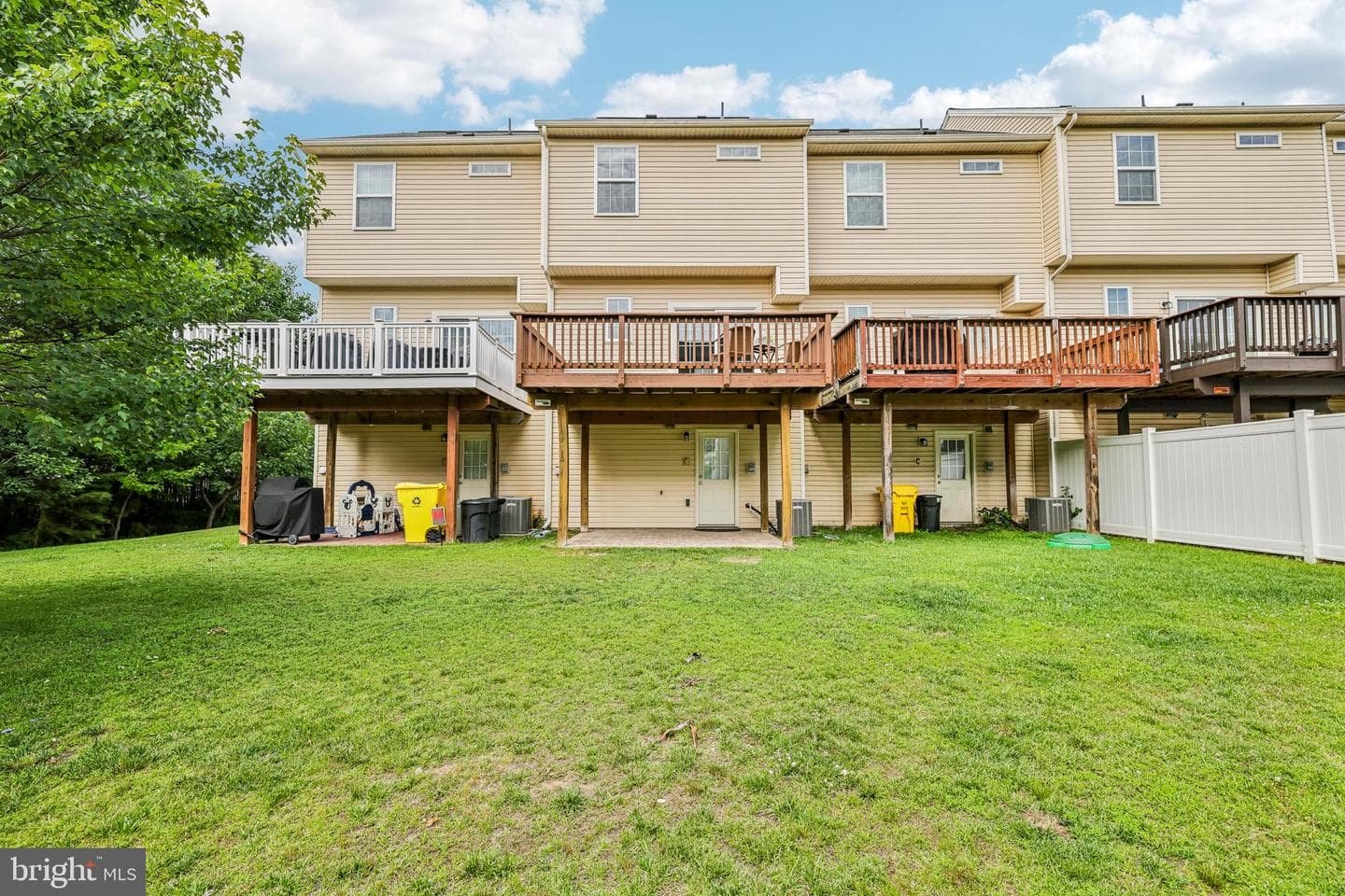 1197 Coulbourn Corner photo 37