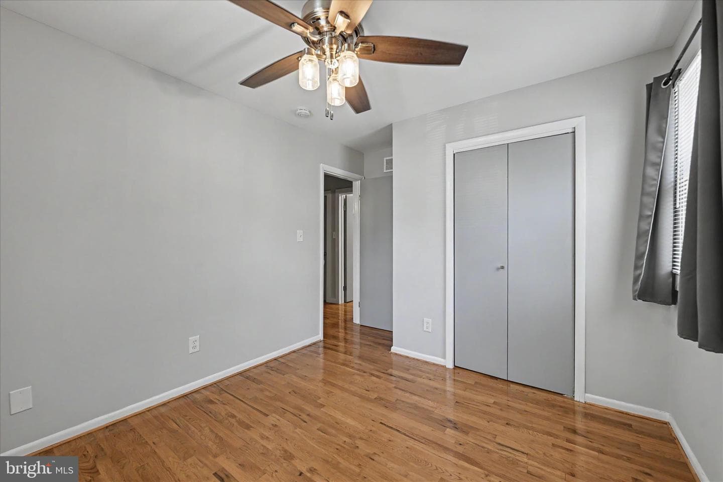 401 Grove Ridge Court photo 15