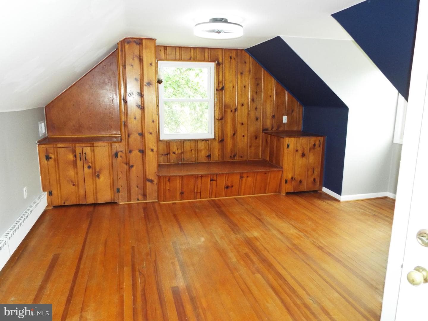 115 Louise Terrace photo 15