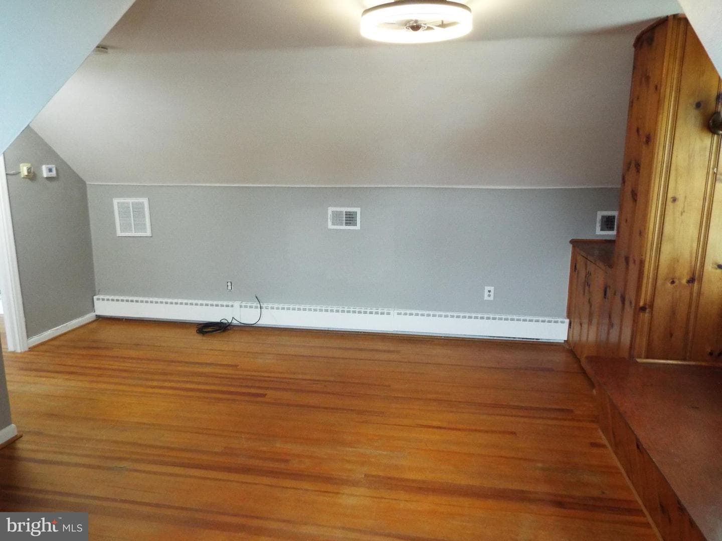 115 Louise Terrace photo 17