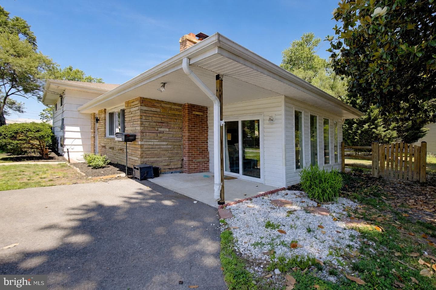 516 White Oak Drive photo 38