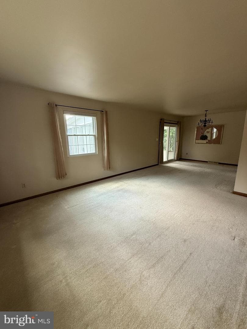 1354 Moyer Road photo 5