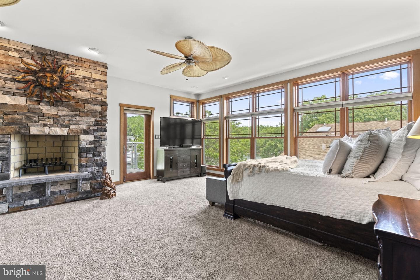 993 Round Bay Road photo 23