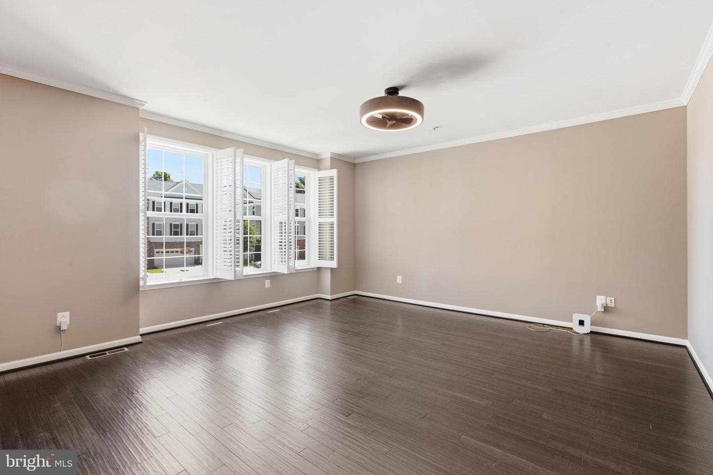 8170 Villaggio photo 11