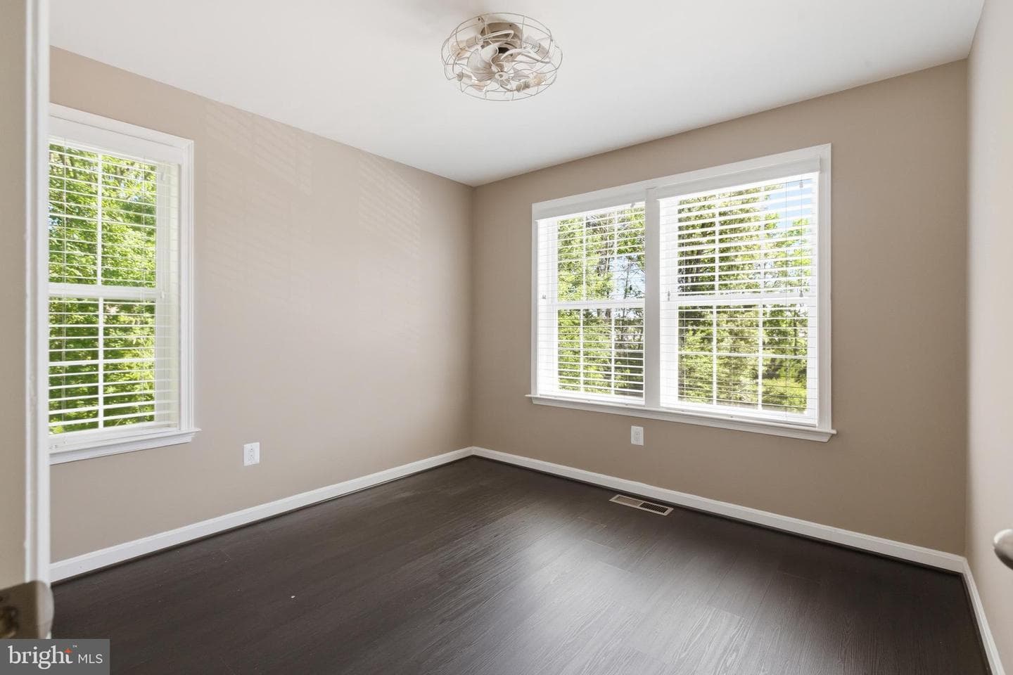 8170 Villaggio photo 21