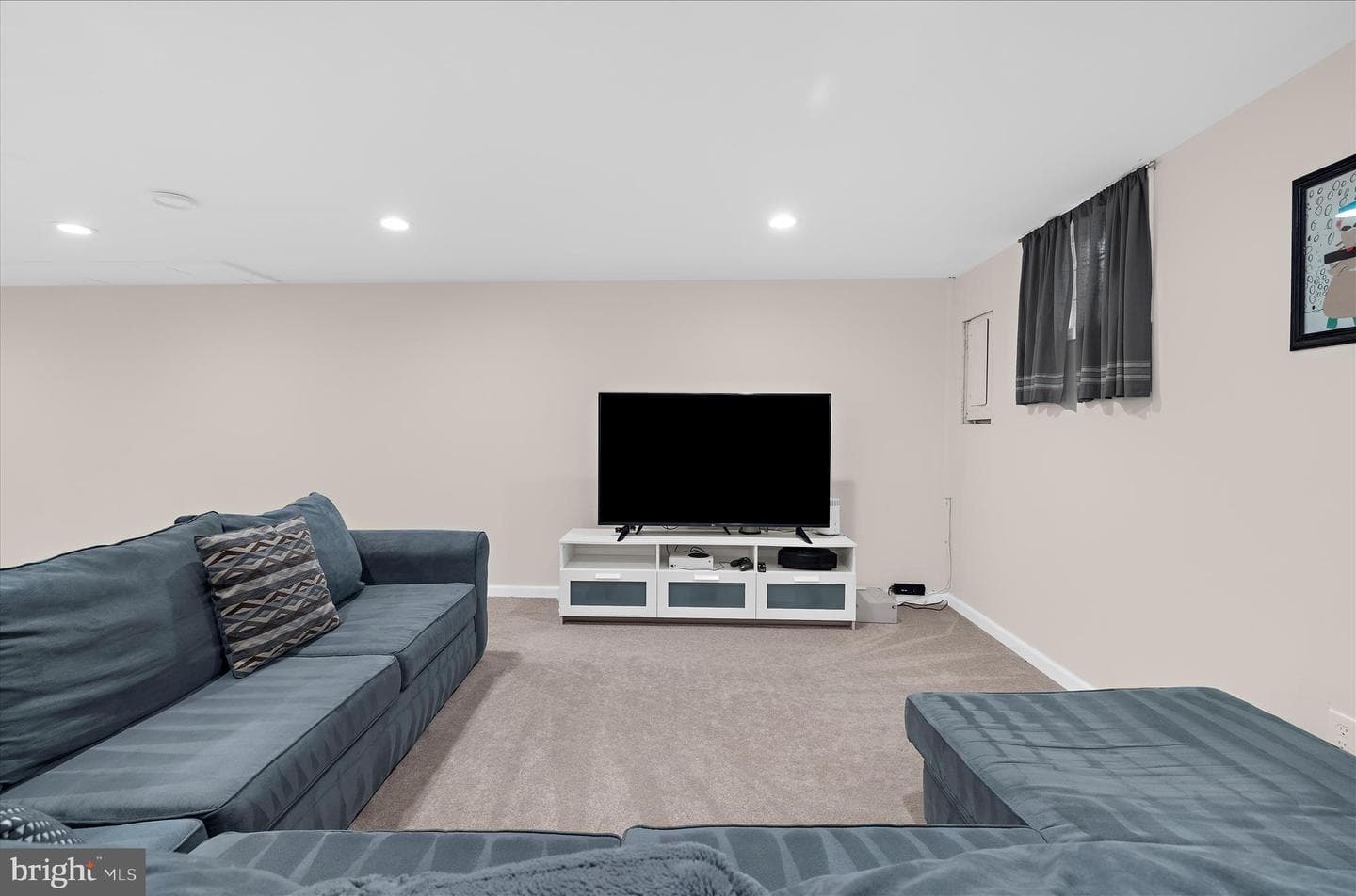406 Honeywood Court photo 50