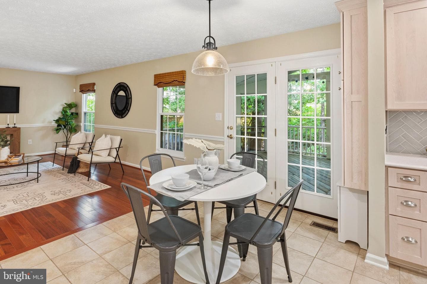 205 Foxridge Court photo 14