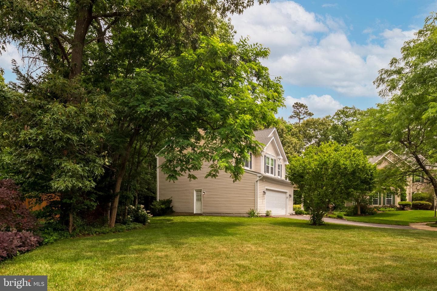 205 Foxridge Court photo 3