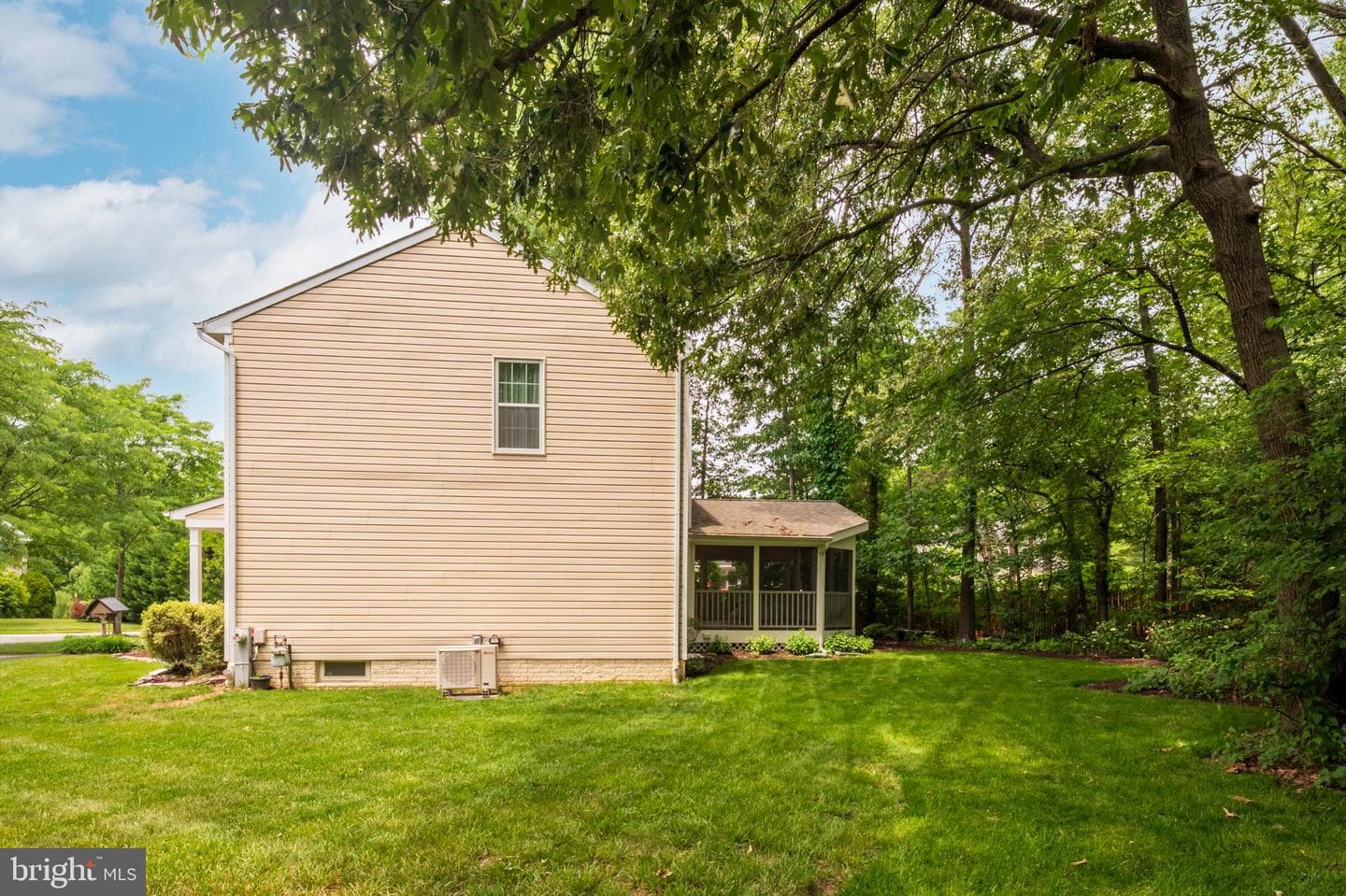 205 Foxridge Court photo 45